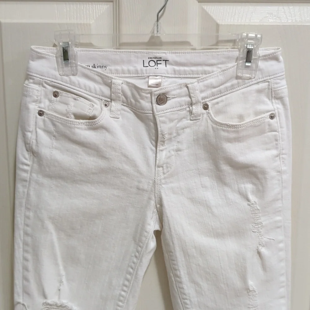 Loft Modern Skinny Women's White Distressed Jeans Size 2